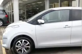 个性精致小型车，雪铁龙C1实车展示，颜值和操控让飞度很有压力