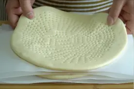 用这个方法做披萨，学会了你也贼6，放冰箱冻一下，15分钟就出炉