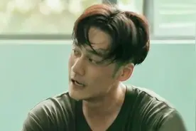 明星测体能合集，蒋劲夫两分钟做130个仰卧起坐，难怪身材这么好视频封面