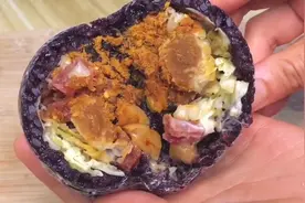 这个黑米饭团绝了，口感软糯咸香，营养又饱腹，一口下去超满足视频封面