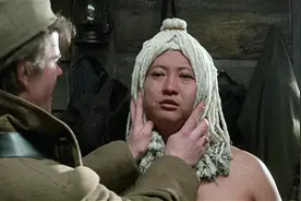 富贵列车：洪金宝被洋鬼子活捉，被迫扮成女人，大跳艳舞简直辣眼视频封面