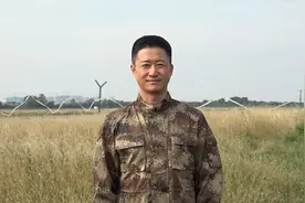 《长津湖》主演团队致敬穿插7连原型——“新兴里战斗模范连”