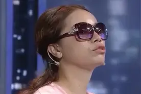 女子从小就没有感觉过爱，她一直渴望得到爱，就匆匆进入了婚姻视频封面