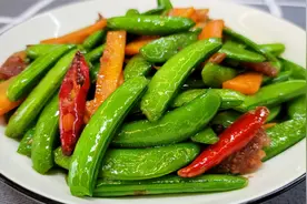 甜豆怎么炒最好吃？教你这样做，简单美味，脆甜爽口超下饭视频封面