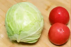 1个包菜加2个西红柿，简单一做，好吃下饭，营养解馋，孩子爱吃视频封面