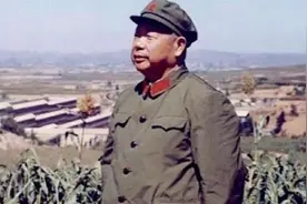 几年从战士升任师长，陈锡联有何过人之处？战士盛赞：“小钢炮”视频封面