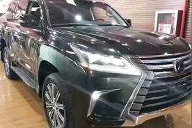 日系又一大块头雷克萨斯LX570，最多容纳8人乘坐，起售价129万视频封面