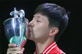 马龙荣获复制杯，郭斌自豪老婆王楠也有复制杯，王楠的回答惹人爱视频封面