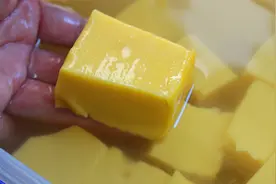 家里吃不完的玉米，用它做玉米豆腐，不用任何添加，简单又嫩滑！