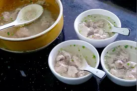 传统客家猪肉汤做法：教你在家做，3个细节，出锅汤清味鲜超好喝