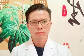 阴虚火旺导致矢眠该怎么，两个简单的方法帮你调理，快看看吧视频封面