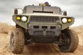 中国造军用越野车，性能超越“悍马”战车，搭载反坦克导弹火力强视频封面