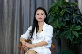 分手后，女人不联系也不删除男人的联系方式，一般有3个原因视频封面