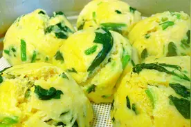 蓬松柔软香气扑鼻的菠菜馒头，粗粮细作，好吃有营养，太香了