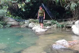 女人不一定要如花如玉，像这样就非常适合结婚生子，一女顶替两男视频封面