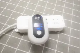 开箱5块钱的电子驱蚊器，怎们感觉和赶集卖的东西一样，交智商税视频封面