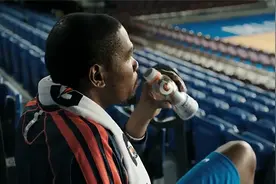 真假难辨！杜兰特&韦德佳得乐趣味广告 谁是谁的噩梦？视频封面