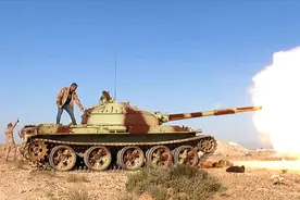 埃及援助利比亚大批T55坦克，对标土M60，近十年老装备仍威力不小