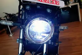 川崎650复古街车，双缸引擎，前后ABS刹车，颜值爆表，售价9万视频封面