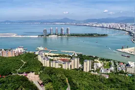 海南性价比很高的地方，不要无人机也能看遍三亚，很多人都推荐视频封面