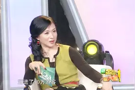 三亚一共70万人口，春节期间涌进50万游客！不宰你宰谁！视频封面