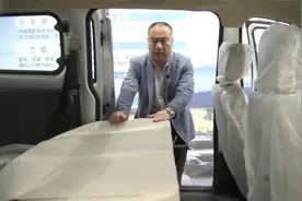 六年一审车的五座大面包，超大空间五菱宏光V日常家用真方便