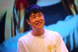 男星酒量大PK：小沈阳自曝最高纪录270瓶啤酒，众人都震惊了