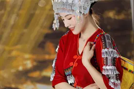 半画幅天花板XH2S和全画幅R6II及中画幅50S2对比，你更喜欢哪个？