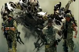 变形金刚：萨克巨人发动攻击，美国派出MQ-1掠食者无人机等去支援视频封面
