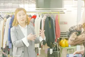 有人每天工作是找美女搭讪，淘宝直播带火主播星探视频封面
