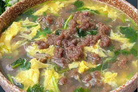 福建人爱吃的牛肉汤，原来这样做才好吃，鲜香滑嫩上桌汤汁都不剩