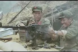 军长儿子因“哑弹”牺牲，对越自卫反击战最真实的还原视频封面