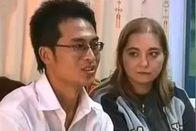 2010年，河南农村小伙娶德国美女，生下混血儿子，如今怎么样了？视频封面