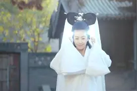 支付宝为了做广告，竟然翻拍《新白娘子传奇》，笑翻了！视频封面