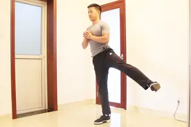 这个动作坚持15天，提臀线，拉长双腿，瘦掉大腿外侧凸出的肉肉