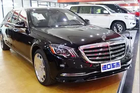 18款奔驰迈巴赫S450 车身近6米还带隔断 商务范十足