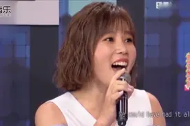 唱红了《煎熬》的李佳薇现场教学胸腔共鸣唱法，一开口便听出实力