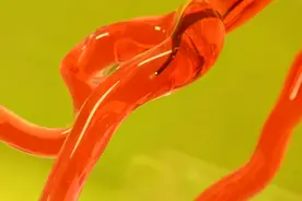 麻省理工研发的磁控线性机器人。未来可能造福更多心血管患者视频封面