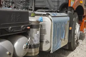 尾气更干净，测试更严格，带远程监控，国六a和b标准区别很大视频封面