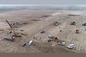 航拍直击石家庄集中隔离点建设现场 3000套集成房屋3天内运达视频封面