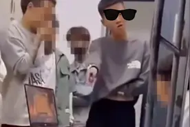 “我让你收了！”河北一大学学生干部嚣张查寝，涉事学校回应视频封面