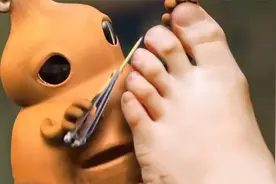 奇幻片：男孩得到一个宝葫芦，可实现任何愿望，但最后却抛弃了它