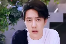 王一博录视频嘴瓢不断，笑倒全场工作人员，网友：一博弟弟太可爱视频封面