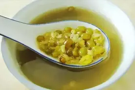 熬绿豆汤总发红？直接下锅煮就错了，多加这1步，绿豆久煮不红视频封面