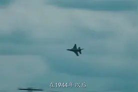 美国多种军用飞机组装流水线实拍看完让人沉默不语视频封面