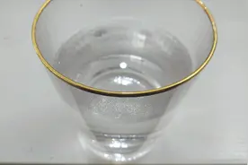 滚烫开水快速变凉的方法，没想到这么简单 ，家家户户都需要视频封面