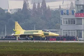 阿塞拜疆将购买21架枭龙Block3，不要俄罗斯的战机了？视频封面