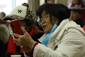 调大字体软件显示不全？ 智能技术升级助力手机适老化视频封面
