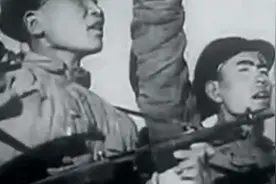 第四野战军征程未洗，立下赫赫战功，进驻北平视频封面
