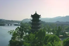 航拍桃花源古镇，位于湖南常德桃源县，《桃花源记》一文的原型地